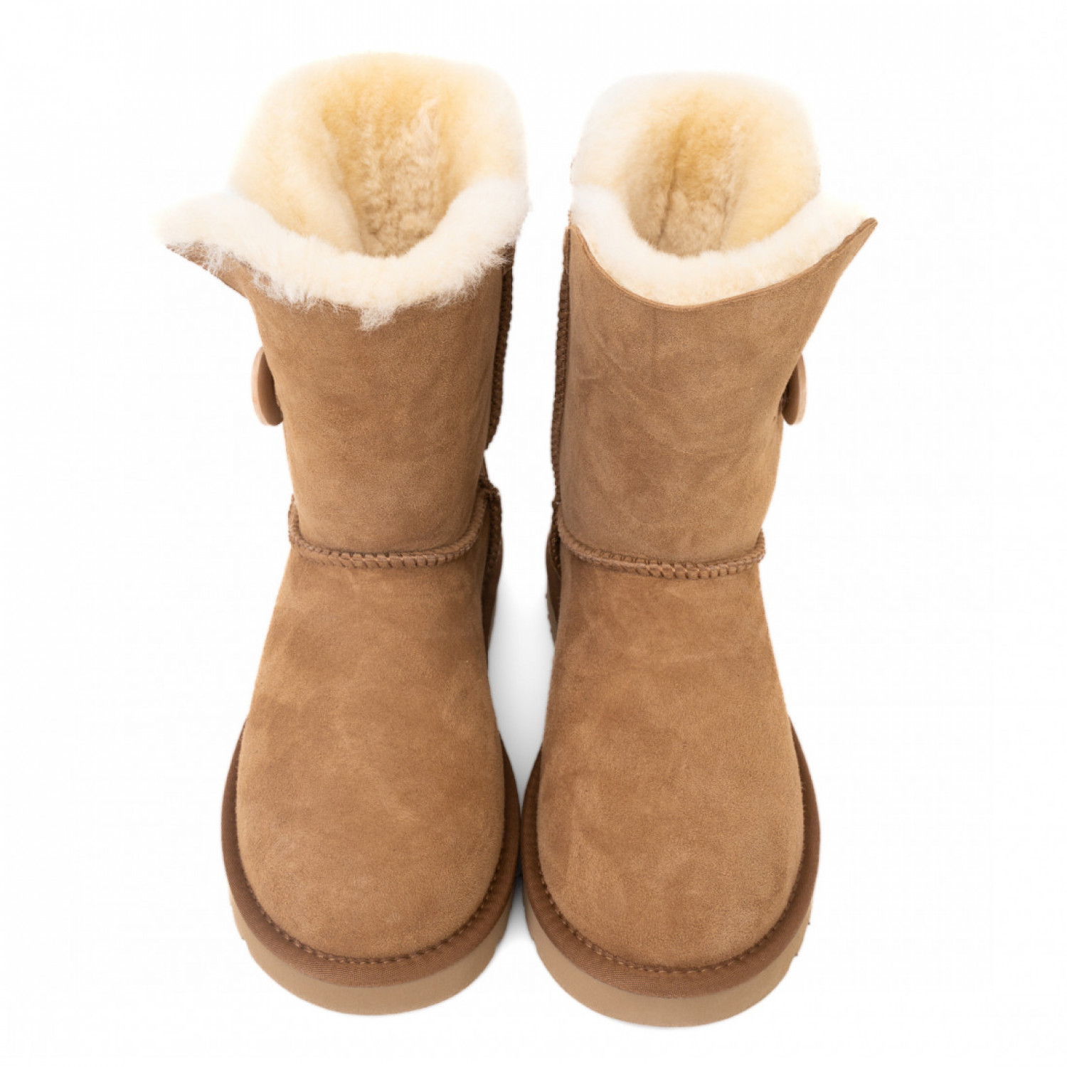 UGG Bailey Button - Chestnut