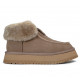 UGG Funkette Platform Boots - Cappuccino